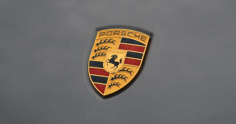 Case: the return of the logo and what it cost