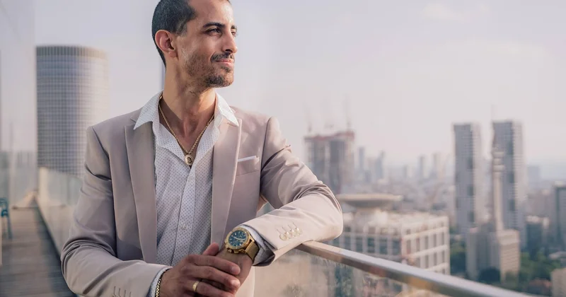 How to wear an oversized blazer to work